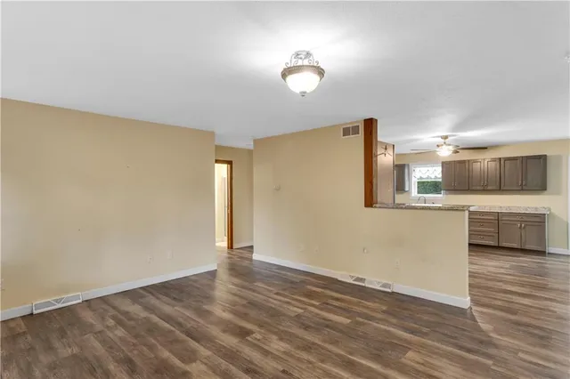 $275,000 | 1225 Mercer Road, Ellwood City, PA 16117