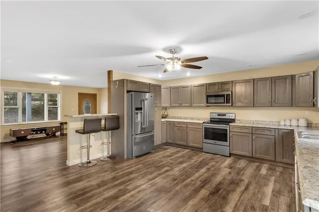 $275,000 | 1225 Mercer Road, Ellwood City, PA 16117