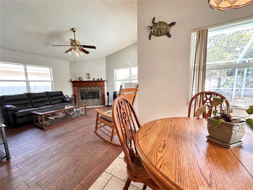 8313 Wrens Way Largo, FL 33773 - Photo 10 of 26