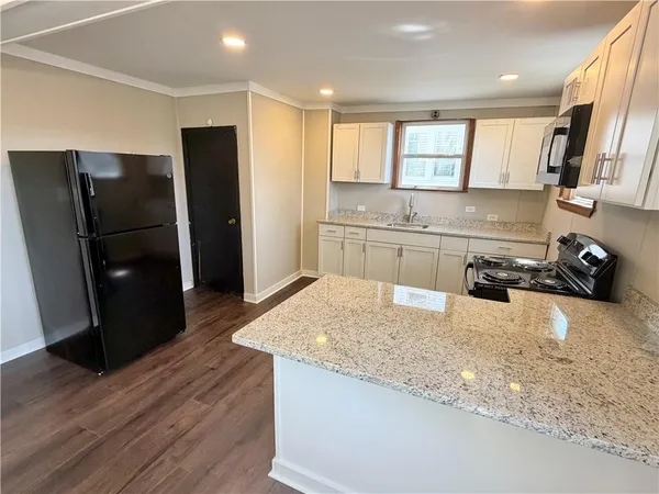 $1,475 | 1510 Huron Avenue, New Castle, PA 16101