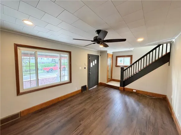 $1,475 | 1510 Huron Avenue, New Castle, PA 16101