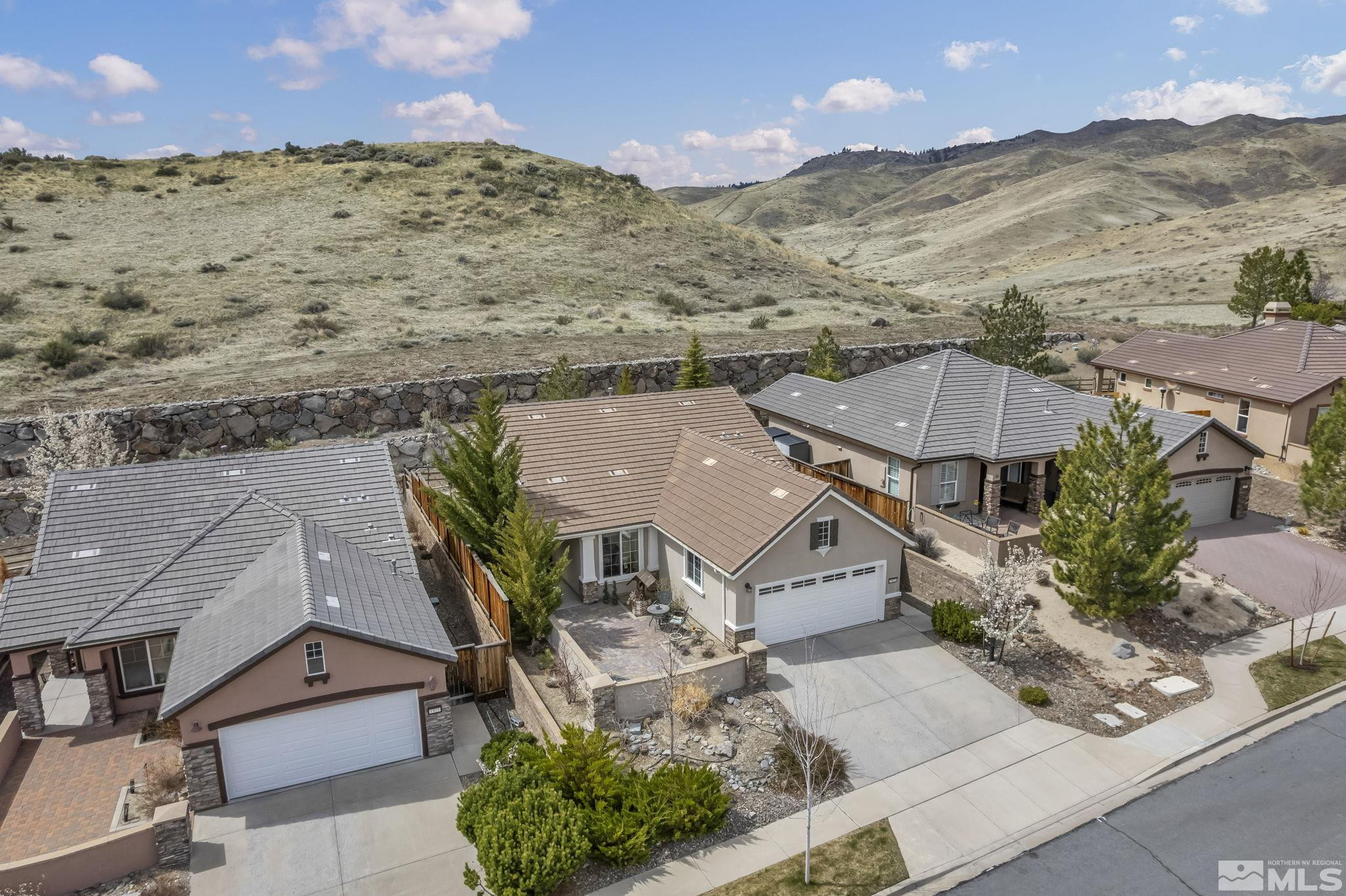 1925 Trail Creek Way Reno, NV 89523 - Photo 2 of 39 an aerial view of houses with a ocean