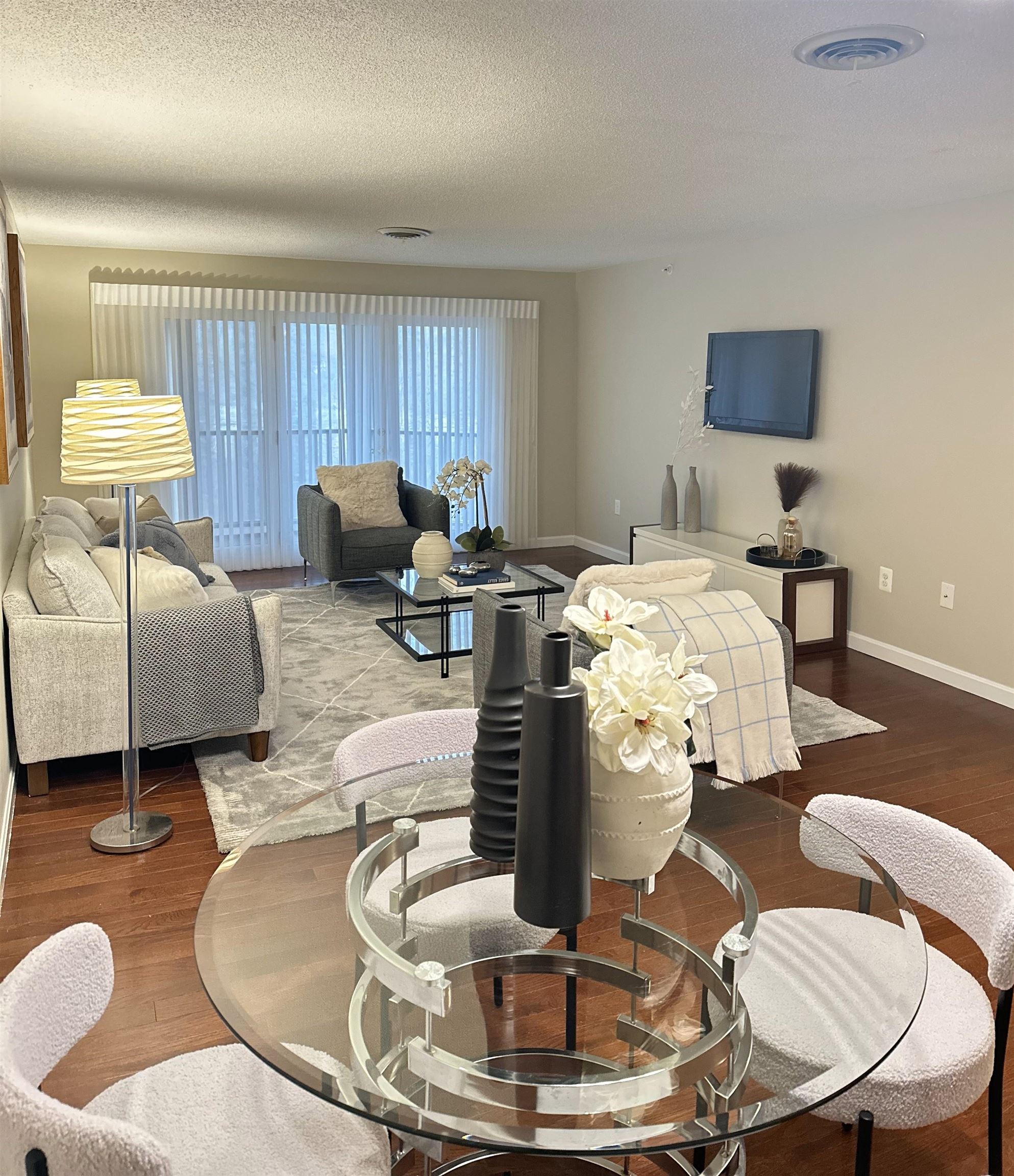 9 Bartemus Trail, Unit 301 Nashua, NH 03063 - Photo 3 of 15