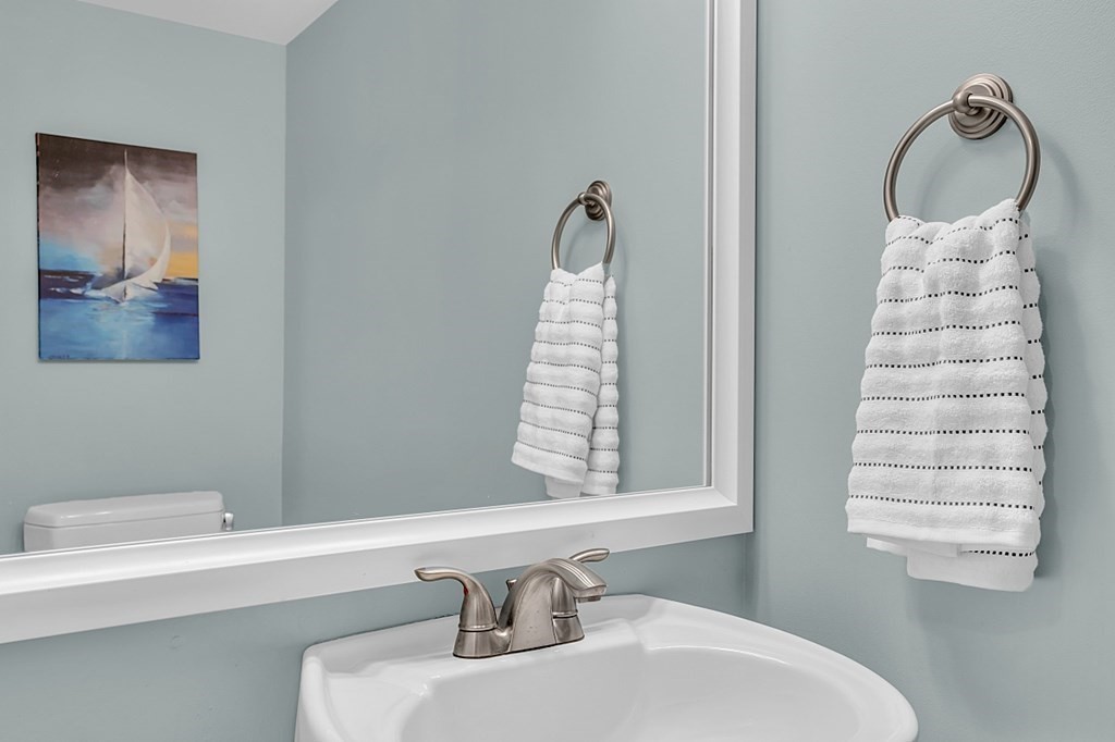 113 Governor Winthrop Road, Unit 113 Somerville, MA 02145 - Photo 15 of 42 Gallery Image 15