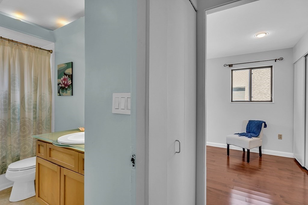 113 Governor Winthrop Road, Unit 113 Somerville, MA 02145 - Photo 21 of 42 Gallery Image 21
