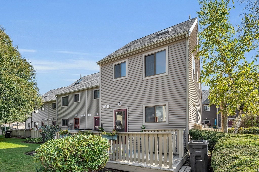113 Governor Winthrop Road, Unit 113 Somerville, MA 02145 - Photo 32 of 42 Gallery Image 32
