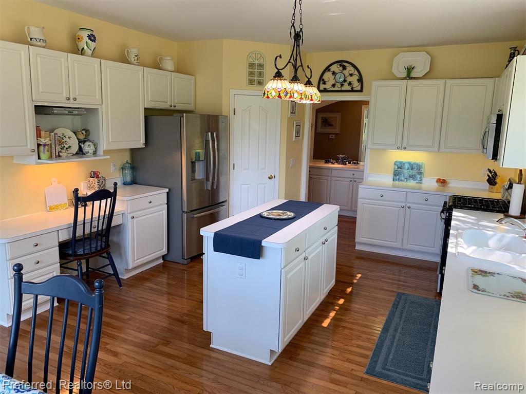 46635 Inverness Road Canton, MI 48188 - Photo 6 of 43