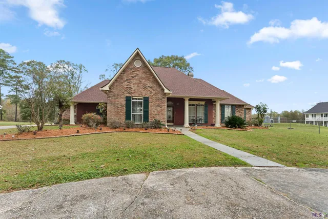 $575,000 | 44334 Highway 42, Prairieville, LA 70769