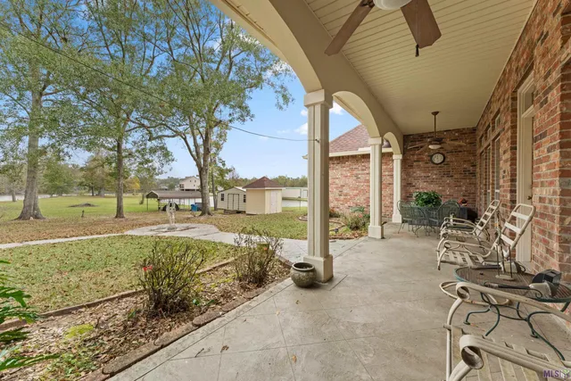 $575,000 | 44334 Highway 42, Prairieville, LA 70769