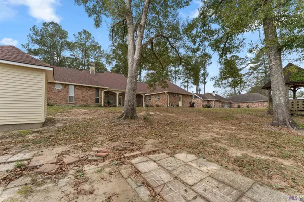 $575,000 | 44334 Highway 42, Prairieville, LA 70769