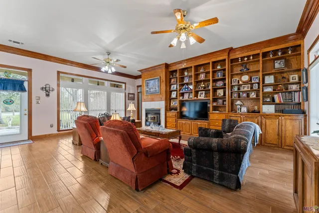 $575,000 | 44334 Highway 42, Prairieville, LA 70769