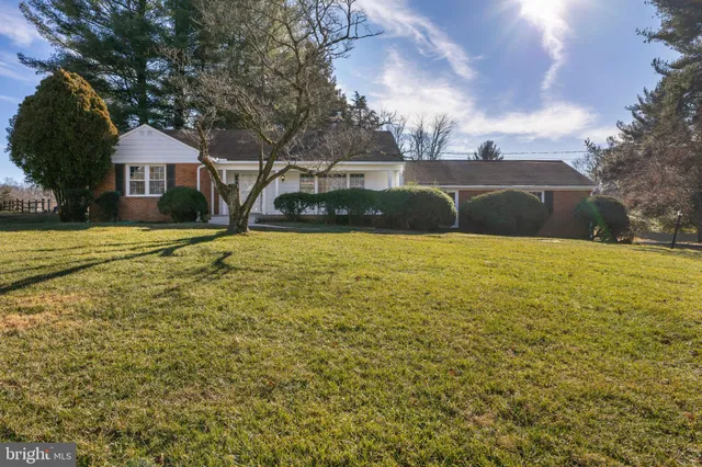 $700,000 | 412 Vierling Drive, Silver Spring, MD 20904