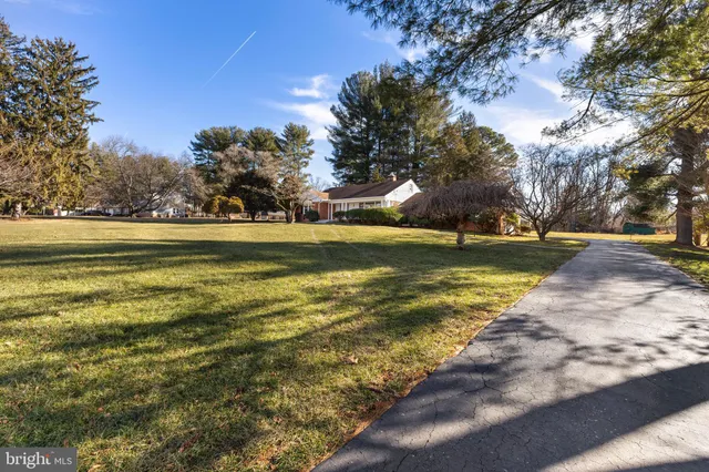 $700,000 | 412 Vierling Drive, Silver Spring, MD 20904