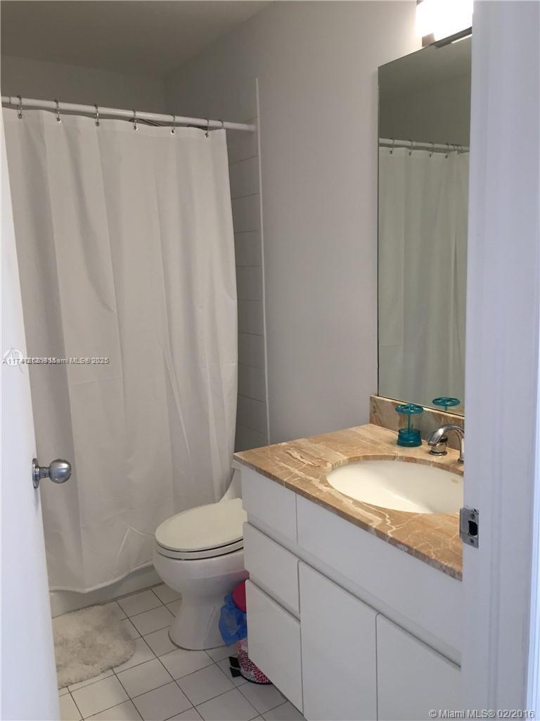 888 Brickell Key Drive, Unit 600 Miami, FL 33131 - Photo 12 of 24 2ND BATHROOM