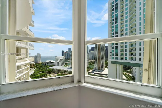 $5,250 | 888 Brickell Key Drive, Unit 600, Miami, FL 33131