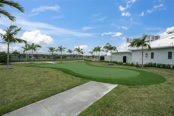 $2,425 | 15012 Lyla Terrace, Bradenton, FL 34211