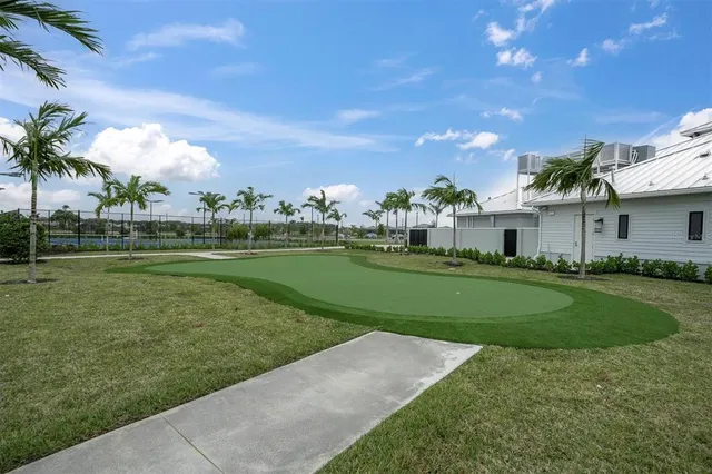 $2,475 | 15012 Lyla Terrace, Bradenton, FL 34211