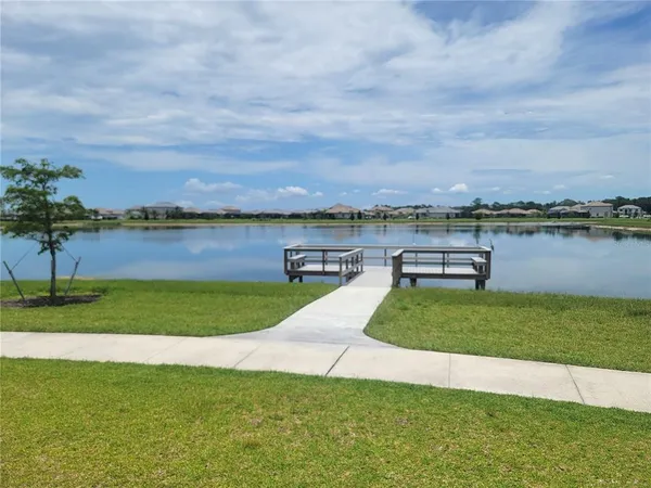 $2,425 | 15012 Lyla Terrace, Bradenton, FL 34211
