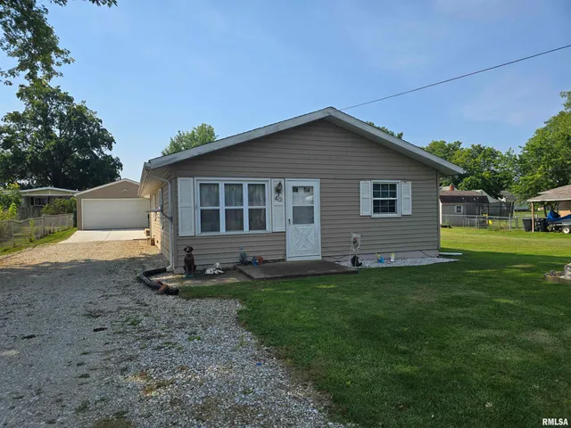 $89,900 | 40 East Beech Street, Canton, IL 61520