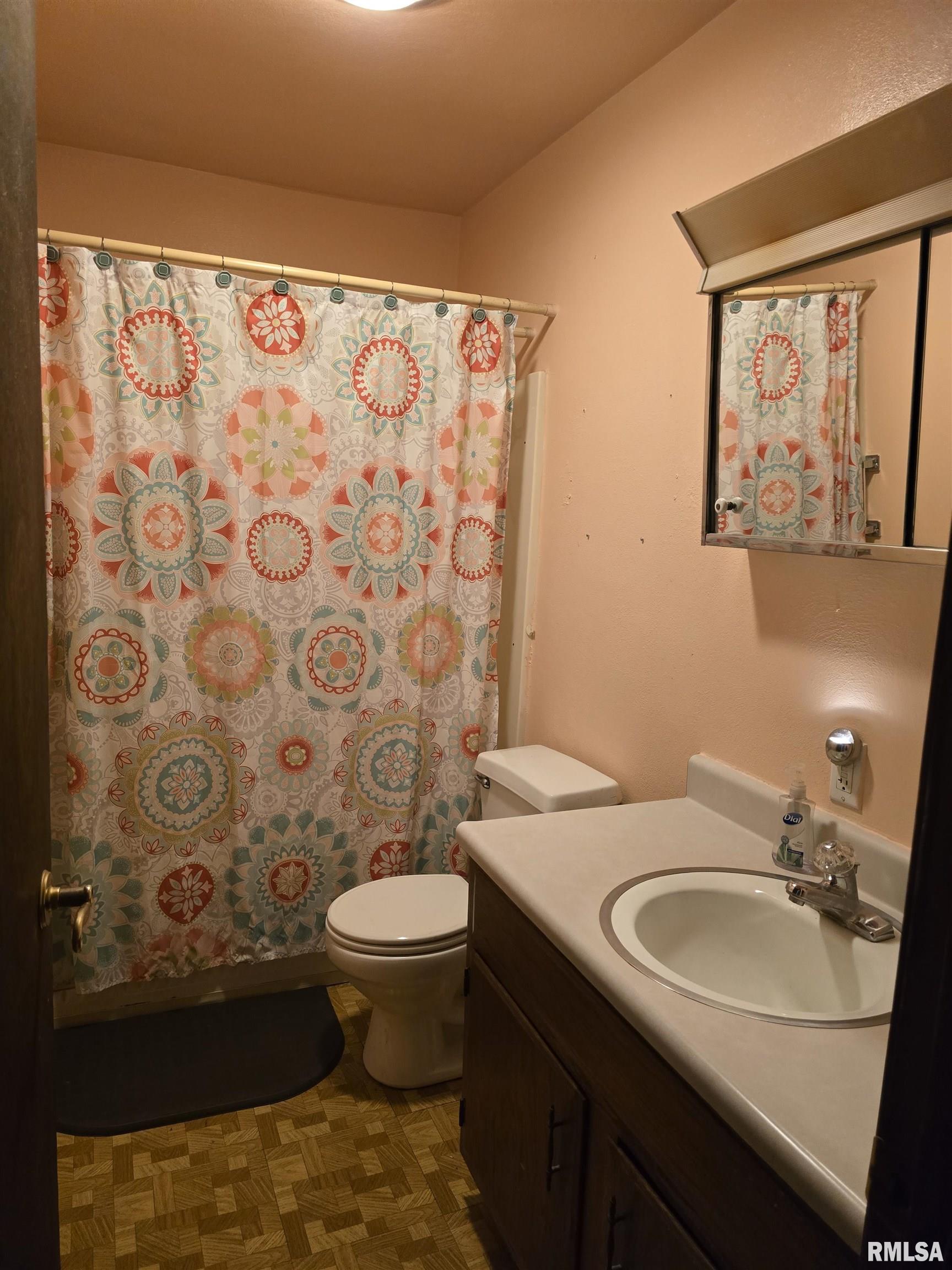 40 East Beech Street Canton, IL 61520 - Photo 15 of 45