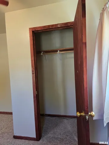 $89,900 | 40 East Beech Street, Canton, IL 61520