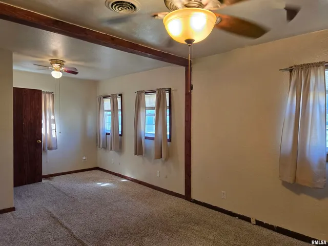 $89,900 | 40 East Beech Street, Canton, IL 61520