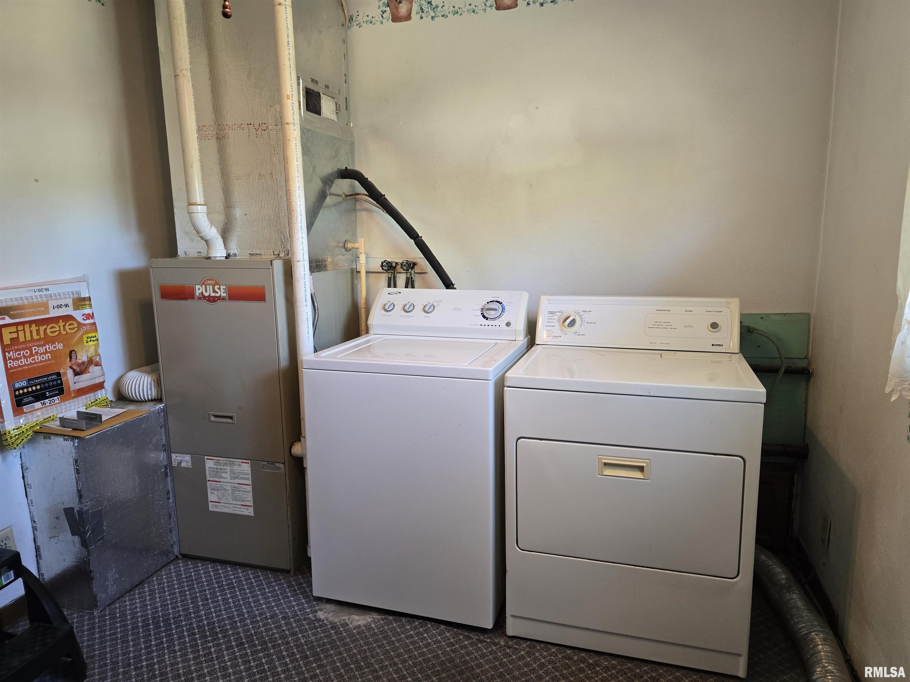 40 East Beech Street Canton, IL 61520 - Photo 25 of 45