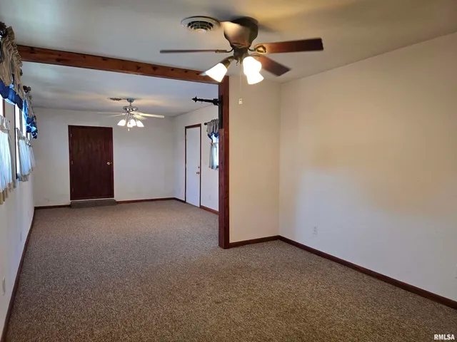 $89,900 | 40 East Beech Street, Canton, IL 61520