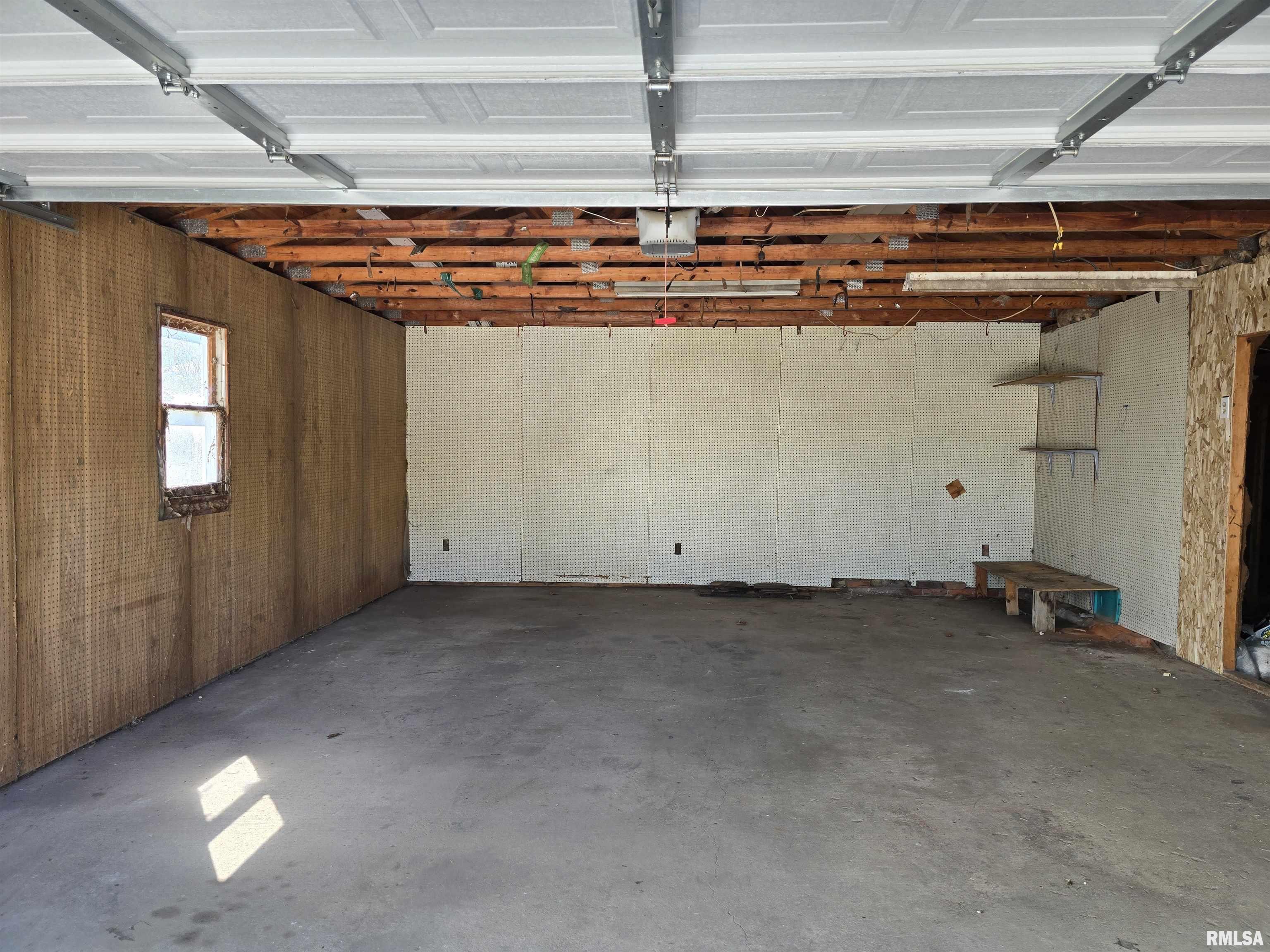 40 East Beech Street Canton, IL 61520 - Photo 40 of 45