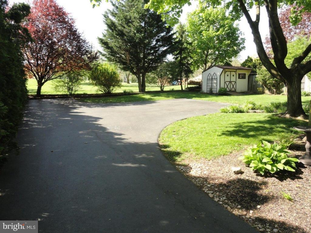 118 Akron Road Ephrata, PA 17522 - Photo 16 of 17 Gallery Image 16