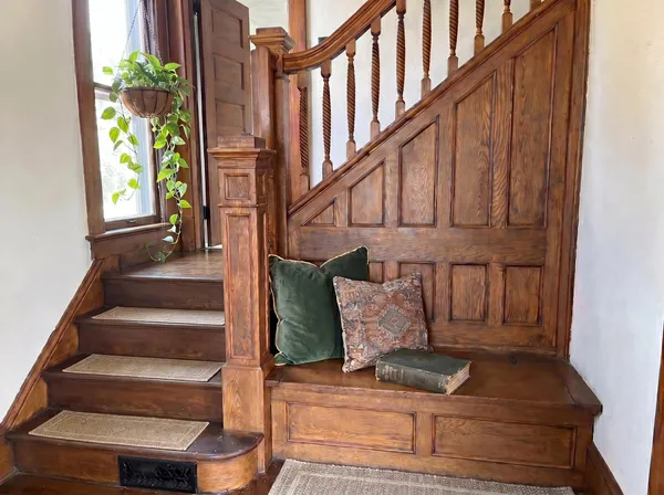 $200,000 | 219 Coshocton Avenue, Mount Vernon, OH 43050