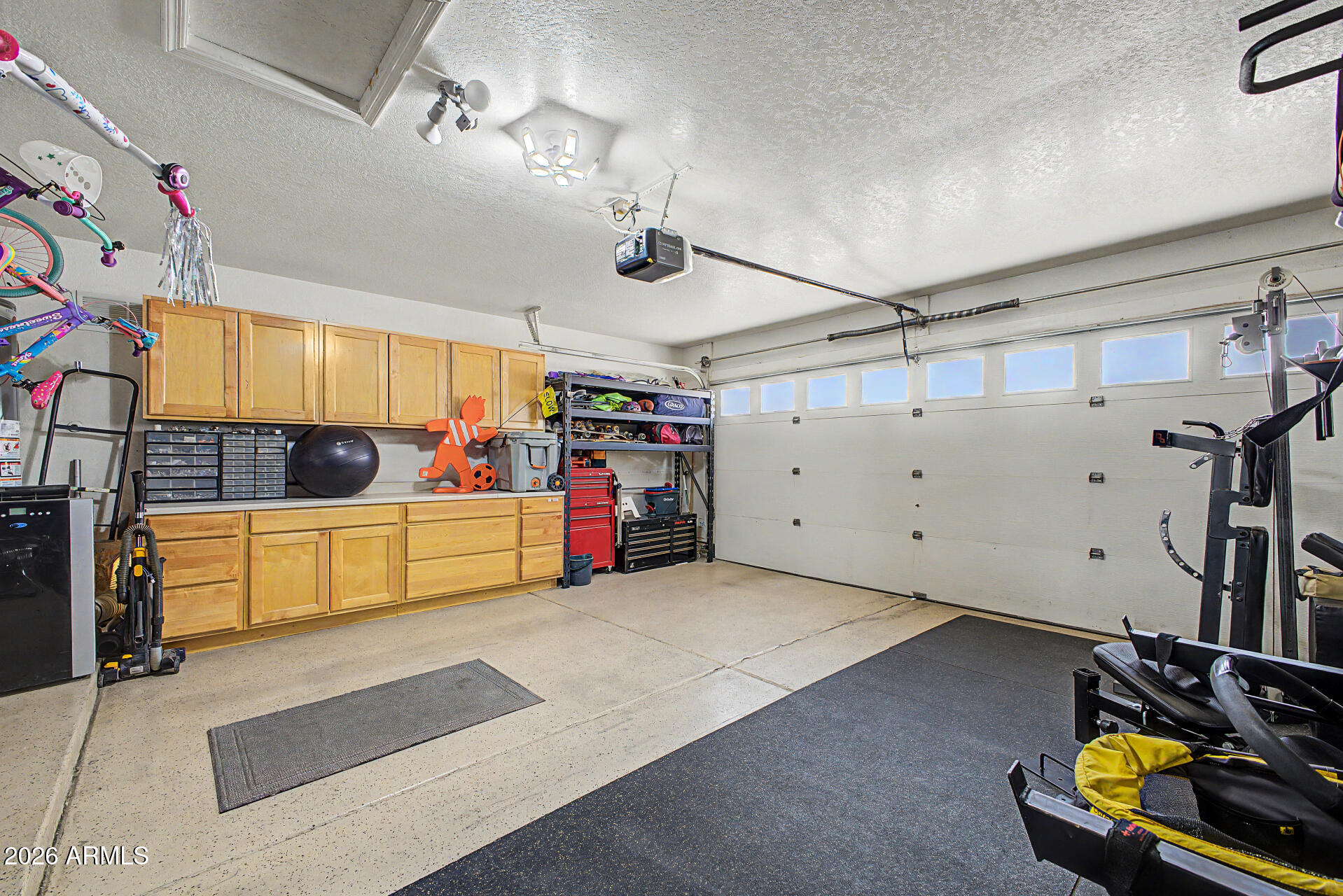 5975 West Alameda Road Glendale, AZ 85310 - Photo 28 of 49 Garage