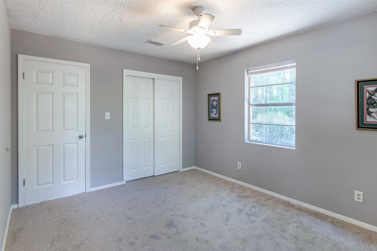 5337 Kenneth Road Milton, FL 32583 - Photo 13 of 23 Gallery Image 13