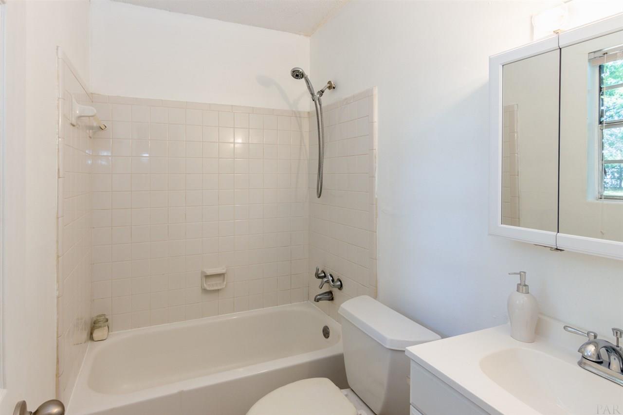 5337 Kenneth Road Milton, FL 32583 - Photo 14 of 23 Gallery Image 14
