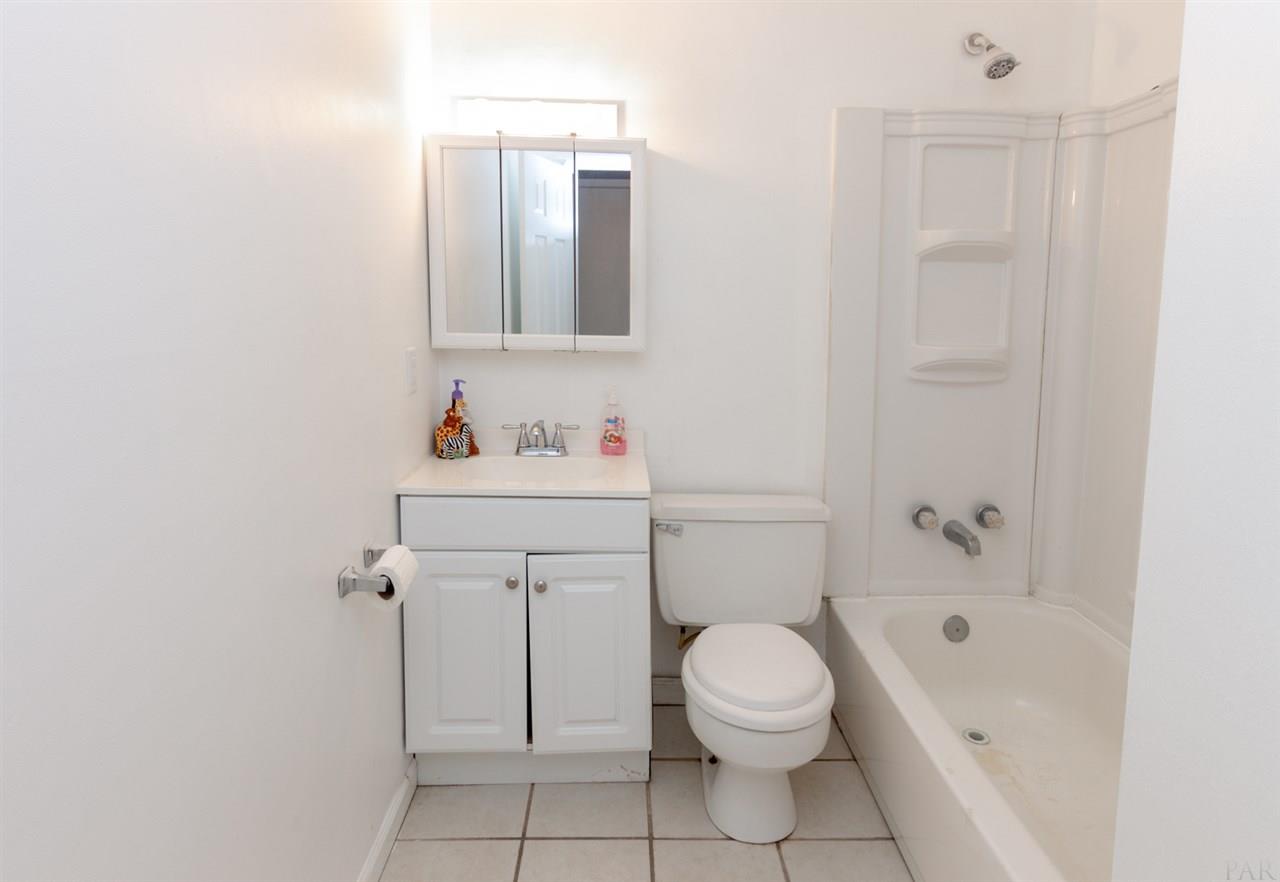 5337 Kenneth Road Milton, FL 32583 - Photo 17 of 23 Gallery Image 17