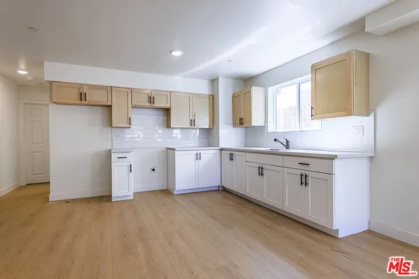 $39,995 | 1652 Murchison Street, Los Angeles, CA 90033