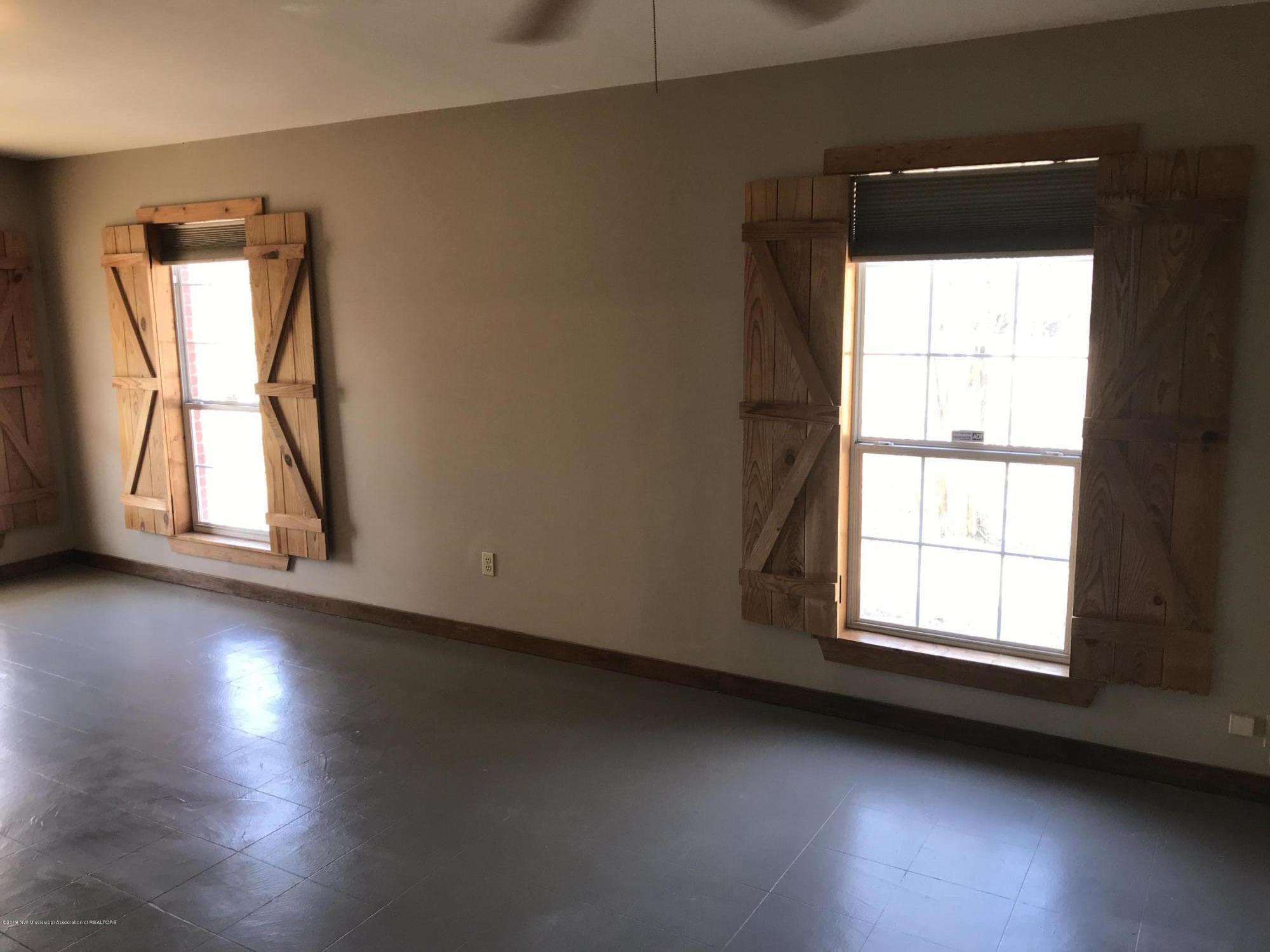 347 Ogle Road Coldwater, MS 38618 - Photo 13 of 33 Photo Jan 30, 10 55 26 AM