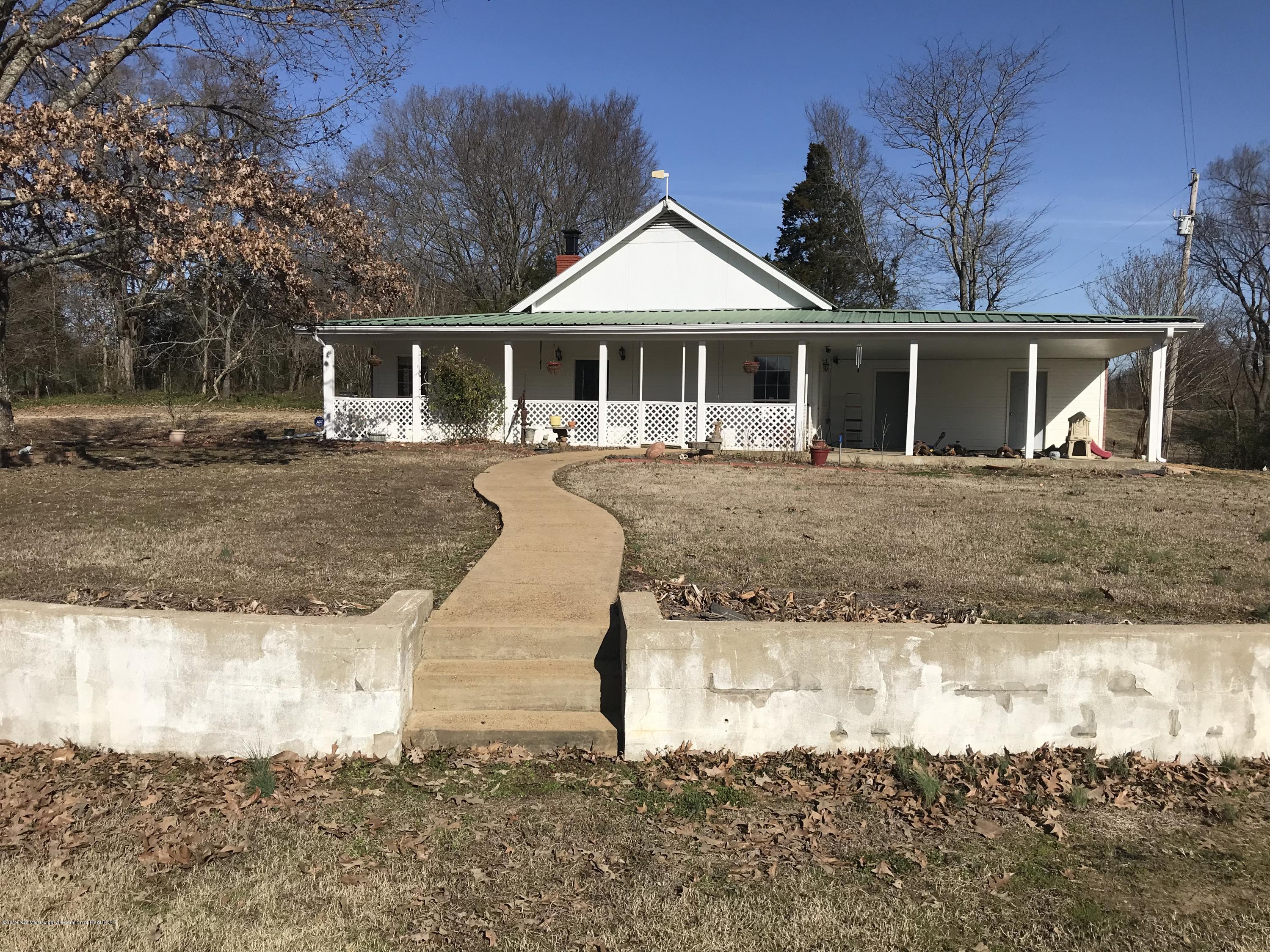 347 Ogle Road Coldwater, MS 38618 - Photo 2 of 33 Photo Jan 30, 10 10 47 AM