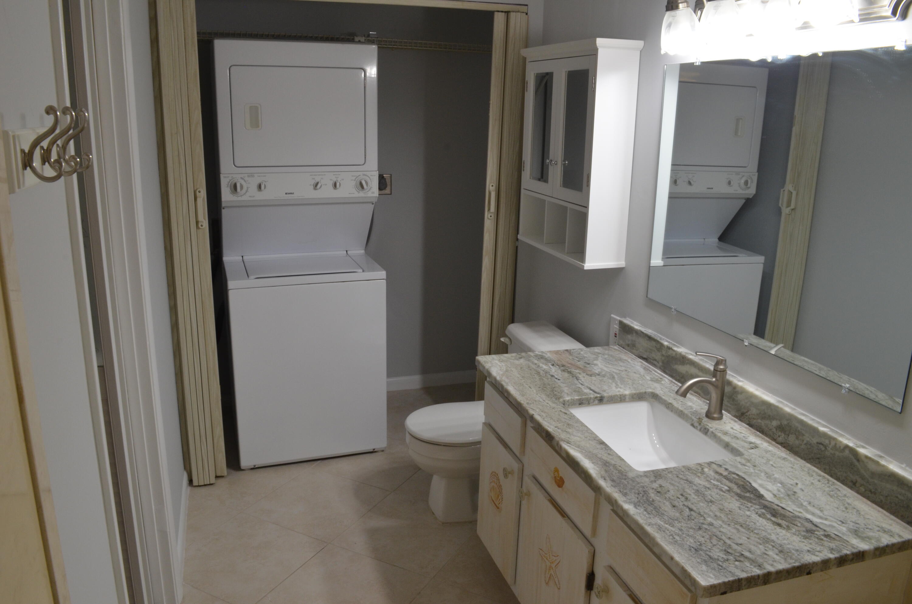 1212 Breezy Way, Unit 7H Sebastian, FL 32958 - Photo 12 of 26 Master Vanity