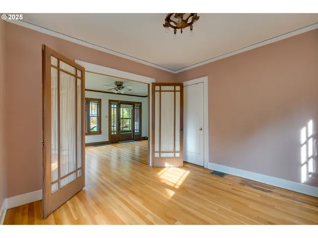 $425,000 | 7024 North Villard Avenue, Portland, OR 97217