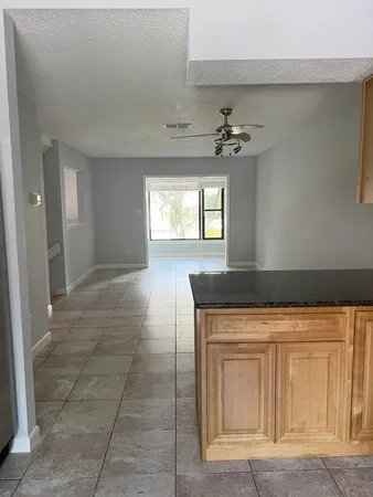 $2,200 | 90 Marina Cove Drive, Niceville, FL 32578