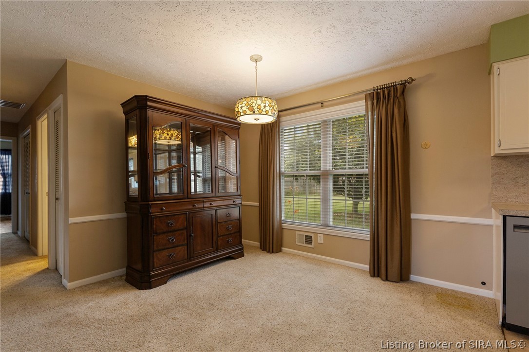 405 Hemlock Road Jeffersonville, IN 47130 - Photo 25 of 48