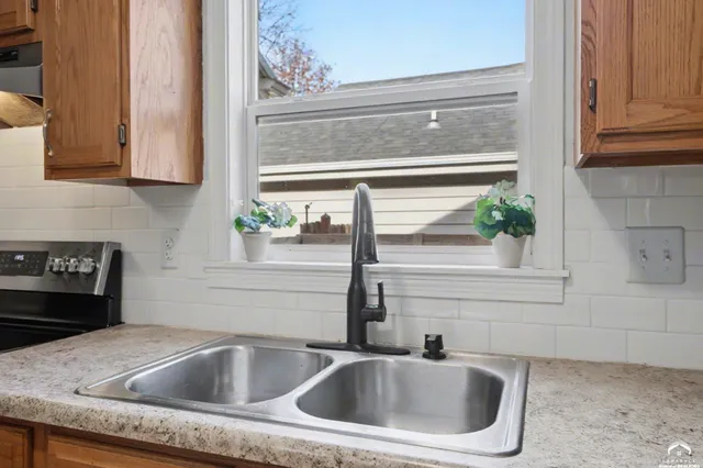 $354,900 | 416 Eldridge Street, Lawrence, KS 66049