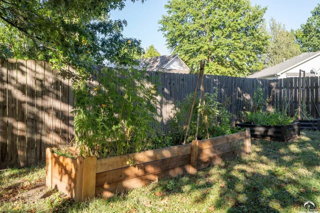 $354,900 | 416 Eldridge Street, Lawrence, KS 66049