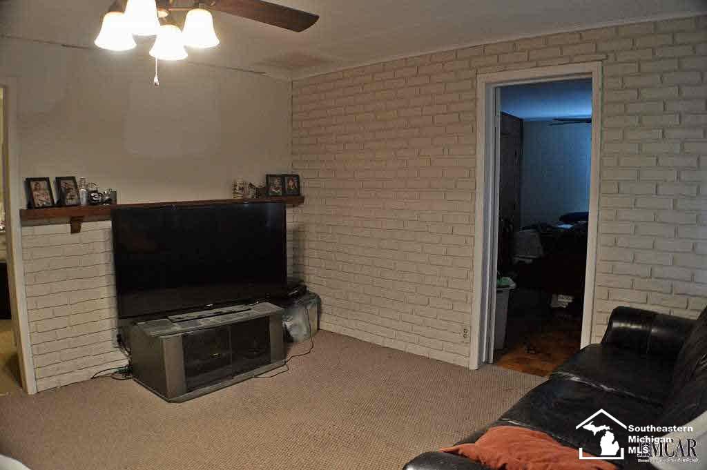 8400 Jackman Road Temperance, MI 48182 - Photo 4 of 12