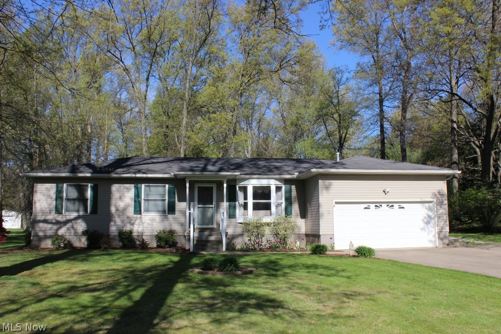 5786 Dailey Road New Franklin, OH 44319 - Photo 3 of 33