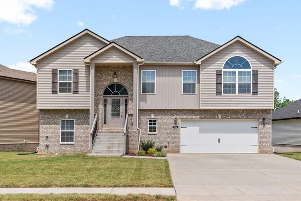 $2,300 | 756 Jodine Ann Drive, Clarksville, TN 37043