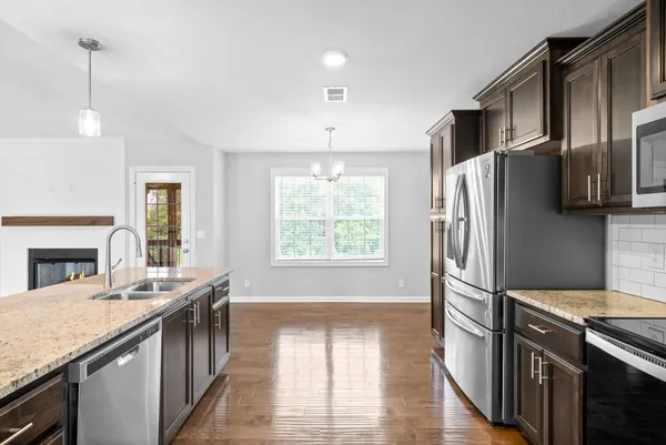 $2,300 | 756 Jodine Ann Drive, Clarksville, TN 37043