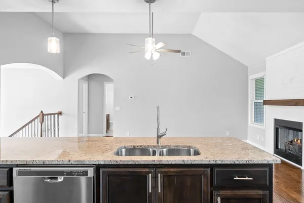 $2,300 | 756 Jodine Ann Drive, Clarksville, TN 37043