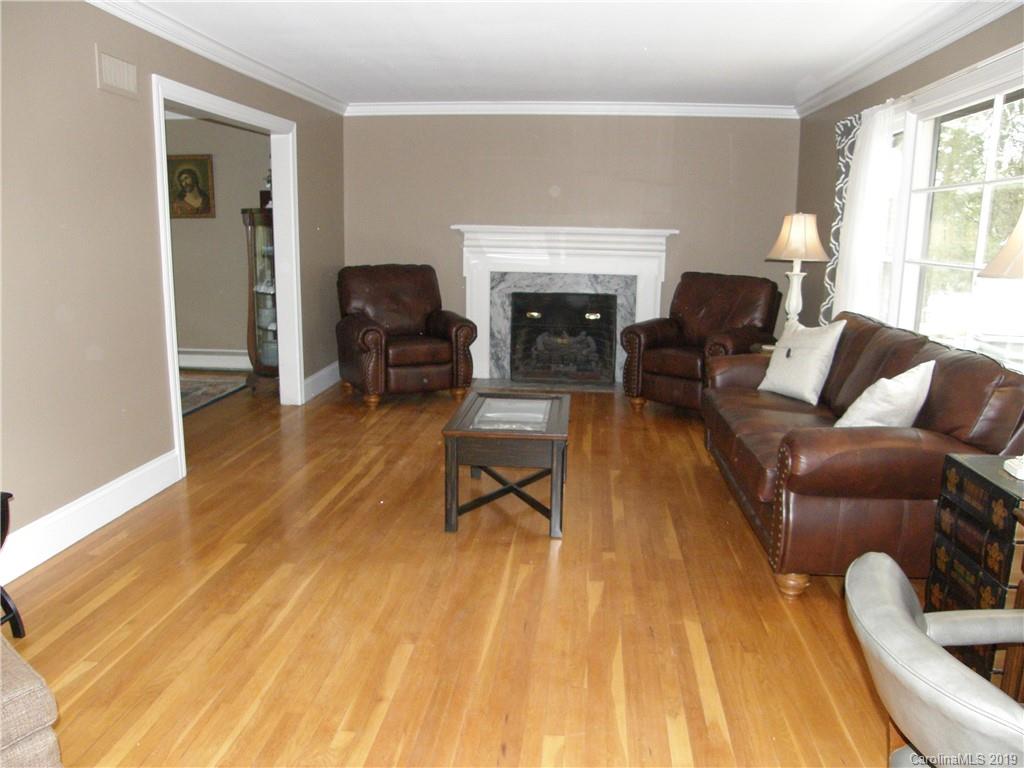 1721 Colony Road Salisbury, NC 28144 - Photo 4 of 39 Gallery Image 4